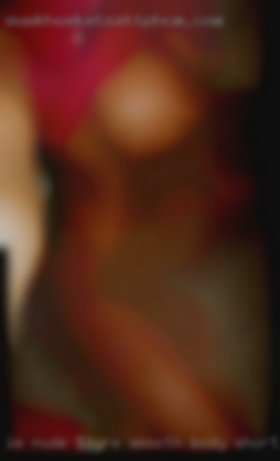 I'm nude 51yrs smooth body short near St.